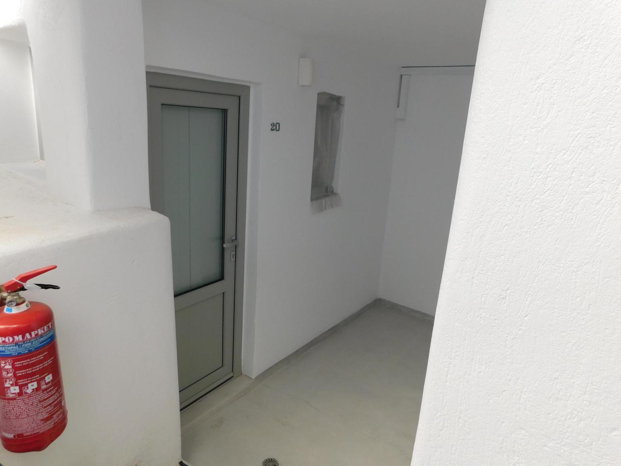 Fira Unique Rooms Exterior photo