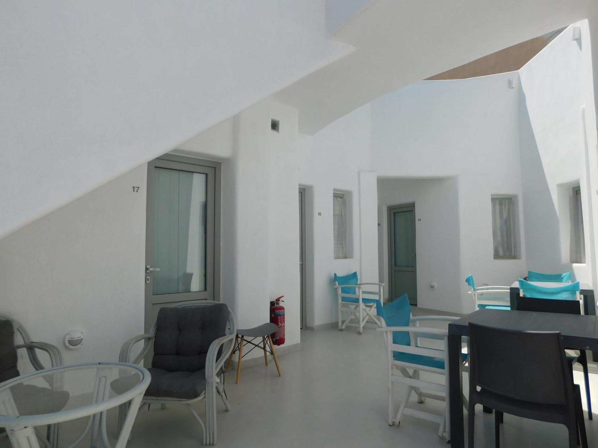 Fira Unique Rooms Exterior photo