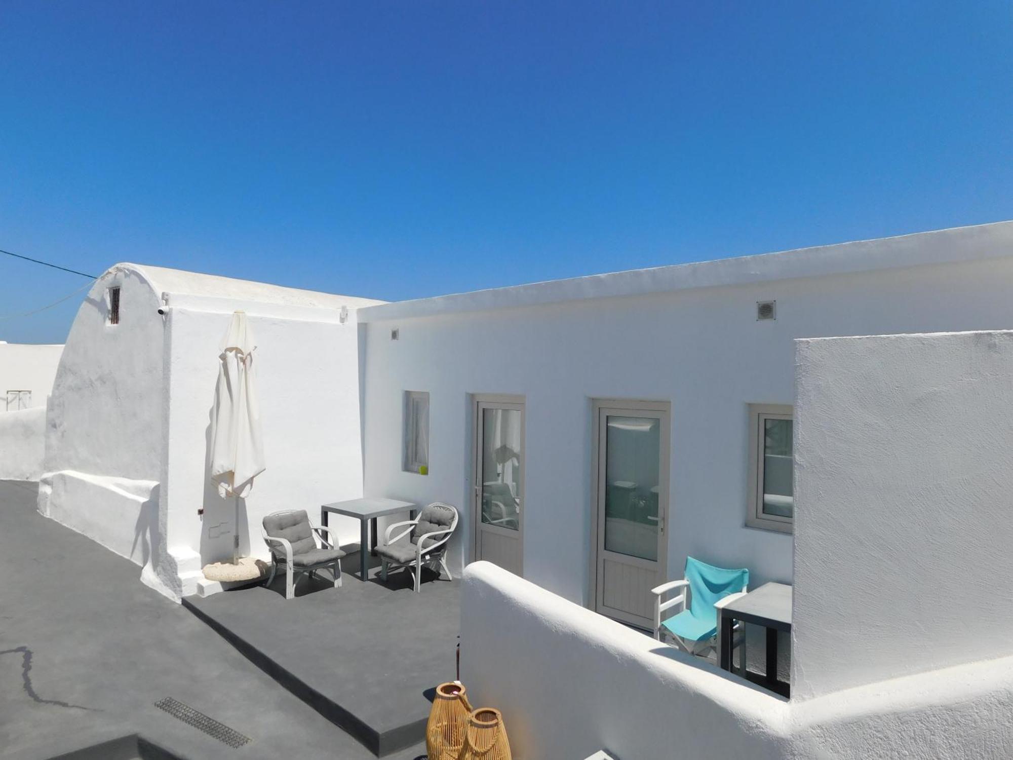 Fira Unique Rooms Exterior photo