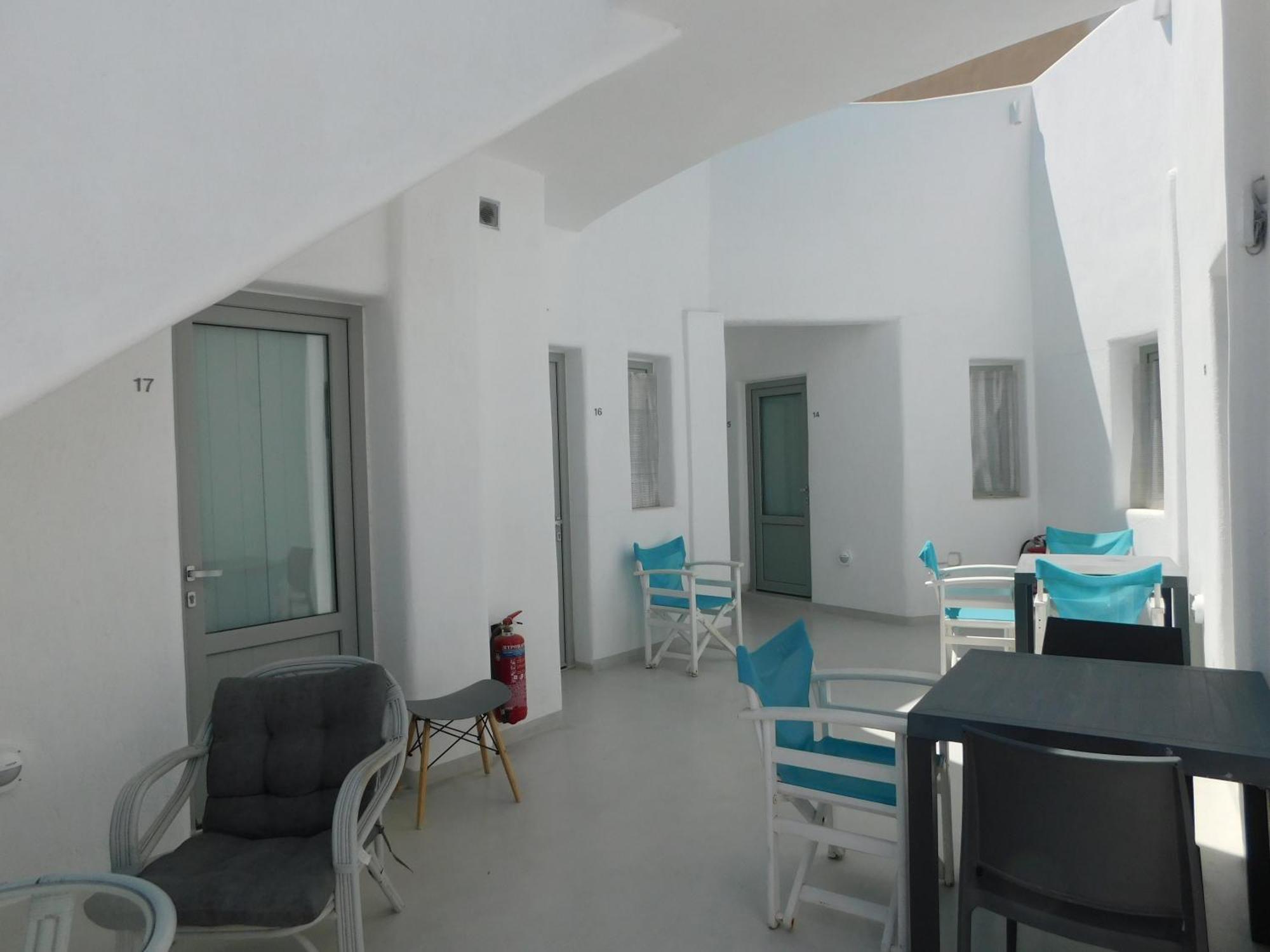 Fira Unique Rooms Exterior photo